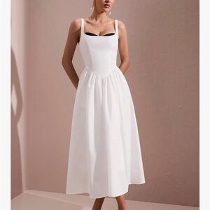 MODA ME COUTURE Elegant White Midi Dress with Black Details